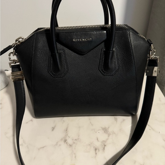 Authentic Givenchy bag - Picture 4 of 4